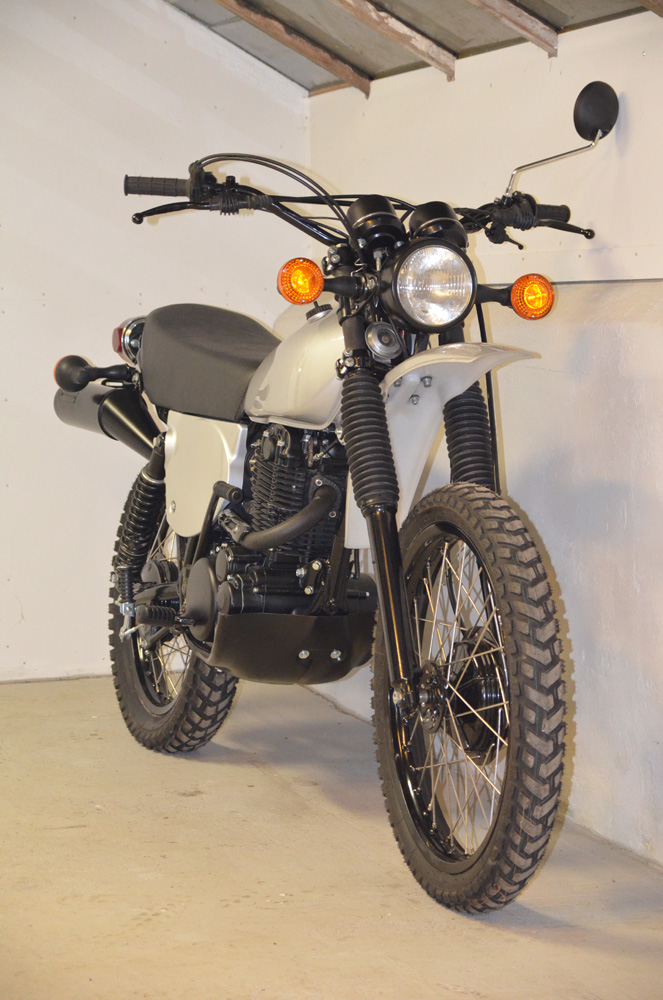 XT 500 4 SALE 1977 front