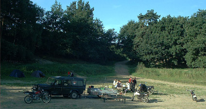 Das Lager im Motodrom Plate