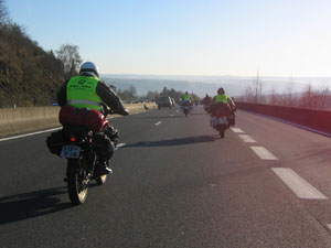 XT-Konvoi auf der Autobahn