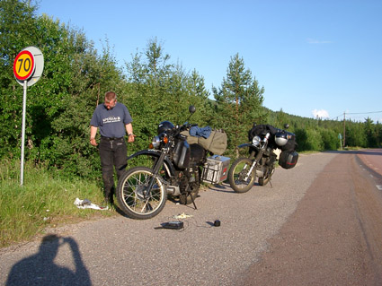 XT500 basteln mit Musik